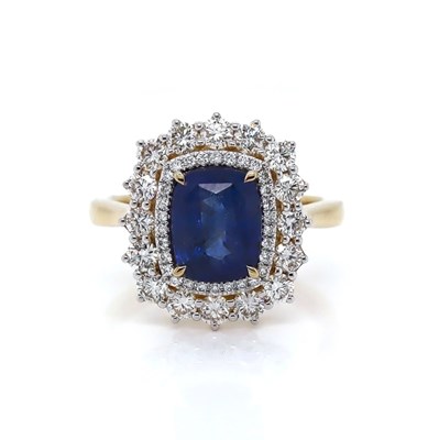 Lot 102 - 14CT Yellow Gold 2.63ct Blue Sapphire And Diamond Dress Ring