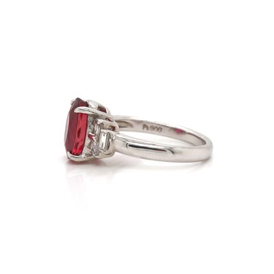 Lot 105 - Platinum 2.82ct Tourmaline & Diamond Ring